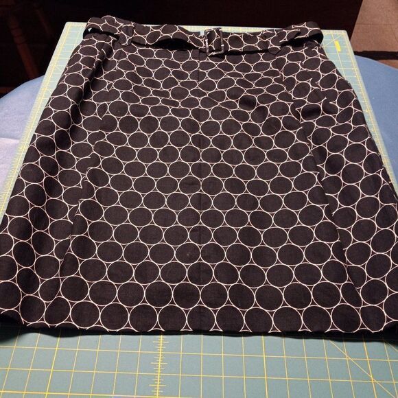 Apostrophe Skirt size 18 - Picture 1 of 4